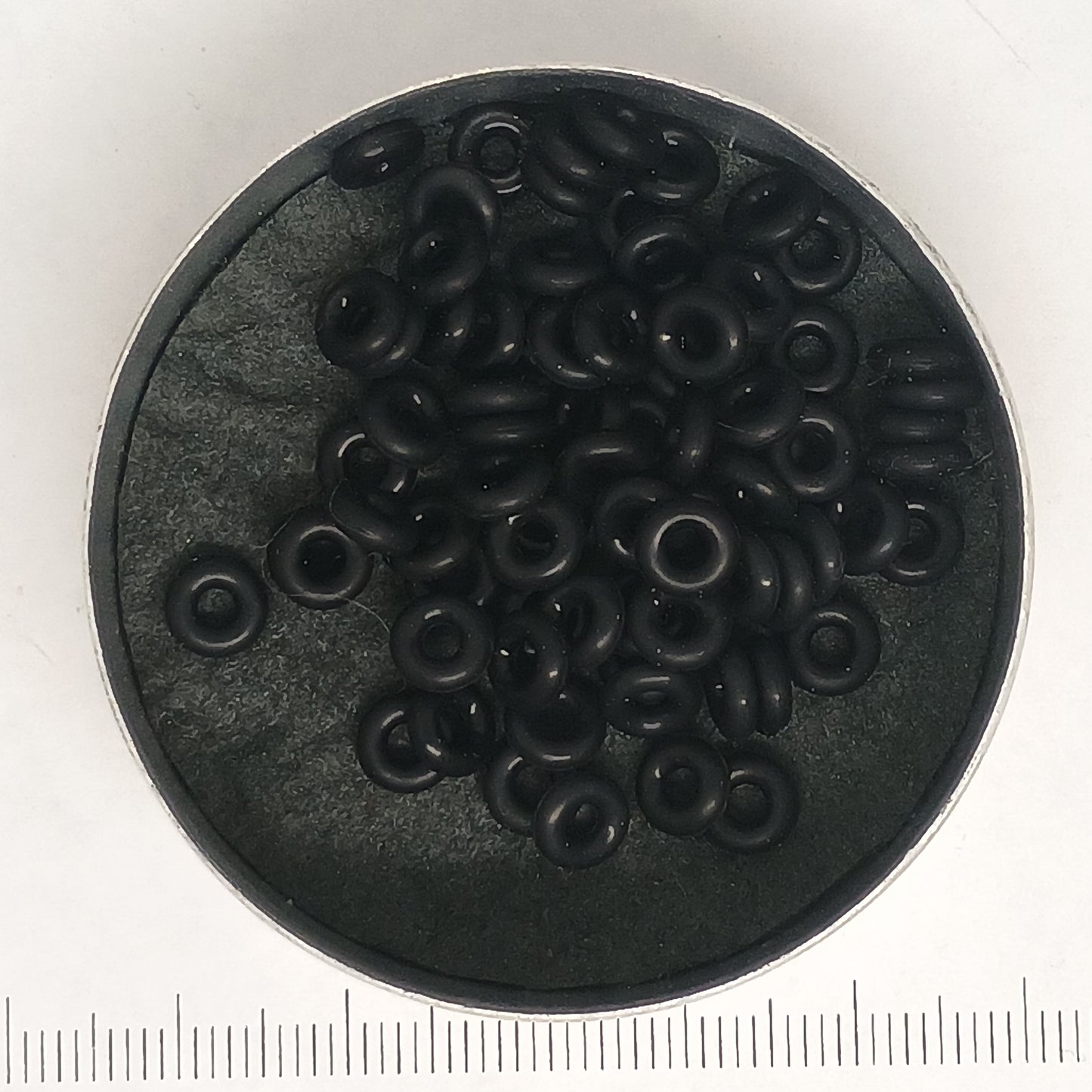 Black rubber, 1.9x6.2 mm, 200 rings